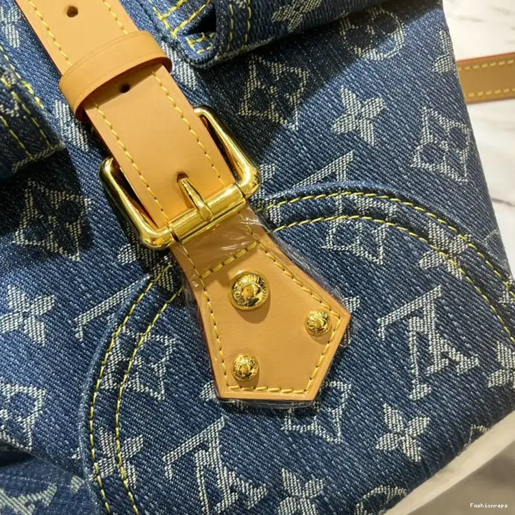 Fashionrepsfam ru 2207YA0051 LV Bag 0709
